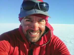 BuddiesOnIce_01_Christian