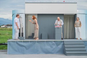 F_2308_Strassentheater_c_ebihara_186