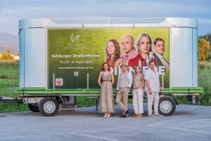 F_2308_Strassentheater_c_ebihara_304