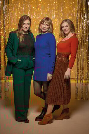 F_2322_PoxSis2_c_KevinRieseneder