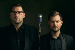 02_PR_Foto3_quer_BG_Flo_Wisch_c_Jan_Frankl_web