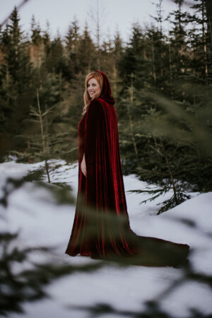 Simone_Kopmajer_Christmas_by_tinksi_Tina_Reiter_2_web