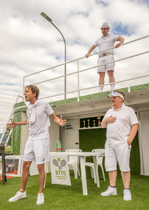 SKV_Strassentheater_2022_Extrawurst_2_c_SKV_Leo_Fellinger_web