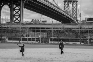 COME_ON_COM_ON_Still_10_web