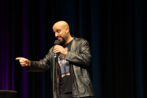 Abdelkarim_live_Foto-Peter-Woller_2_web