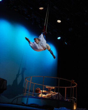 Theater-Ecce-Ikarus-Oval-_DSC1851-by-FOTO-FLAUSEN_web