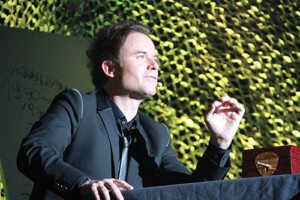 Manuel_Horeth_live2_c_Uwe_Brandl