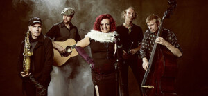 csm_alice_wunderland_0920140648a_klein_okt_2014_619931df30