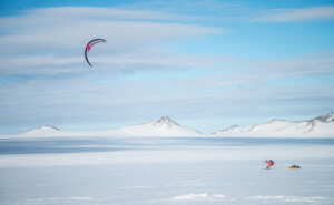 Matthias_Mayr_Antarctica_Kite_Foto_Johannes_Aitzetmu_ller