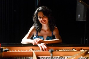 A19_4404_c_AdiJ_stel