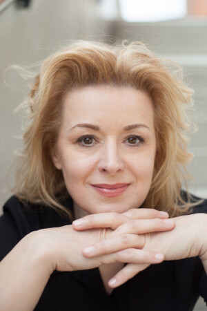 F_Polly_Adler_PetraMorze_c_Marisa_Vranjes