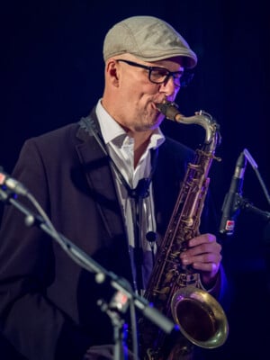 SBrass_PeterFuerhapter_c_Adi-Aschauer-600×800