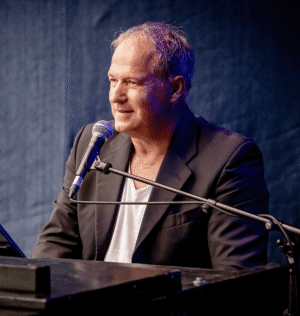 Robert Rias am Klavier@0,5x